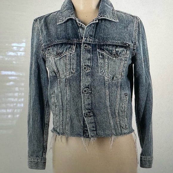 Lucky Brand The Tomboy Trucker Frayed Hem Jean Jacket, Size Medium - Picture 2 of 10